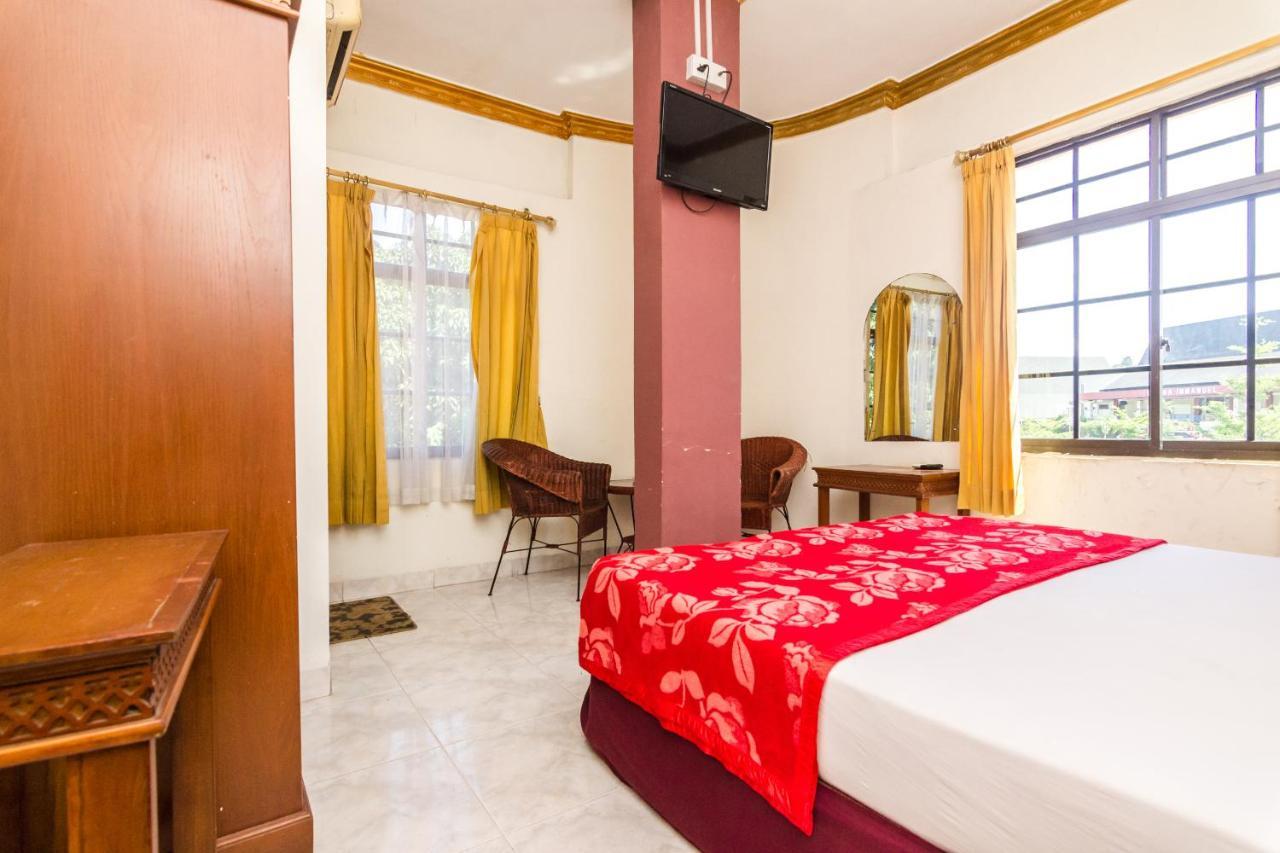 Oyo 2422 Rama Hotel Нагоя Экстерьер фото